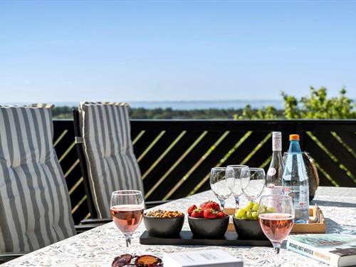 Holiday apartment - 8 persons -  - Sindrupvej 1 B - Helligsø - 7760 - Hurup