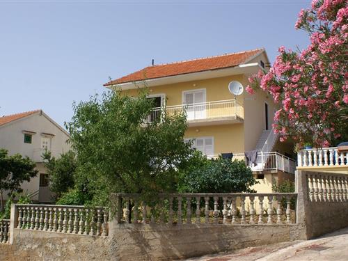 Holiday Home/Apartment - 4 persons -  - Grebaštica - 22000 - Grebaštica