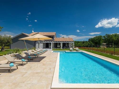 Holiday home - 12 persons -  - Pavlici - 52207 - Barban