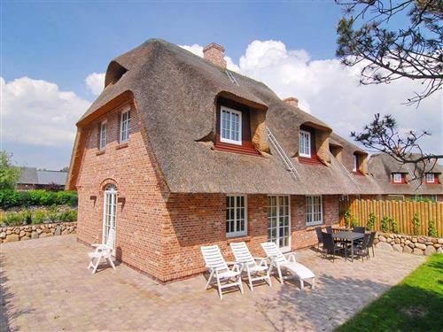 Holiday Home/Apartment - 5 persons -  - Dirksstraße - 25980 - Tinnum Auf Sylt