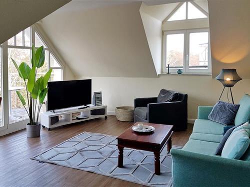 Holiday Home/Apartment - 4 persons -  - Ostseeallee - 18225 - Ostseebad Kühlungsborn