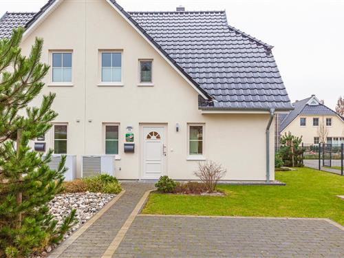 Holiday Home/Apartment - 6 persons -  - Hägerende - 18374 - Zingst