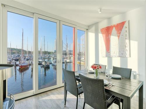 Ferienwohnung - 4 Personen -  - Priwallpromenade 22, Whg - Travemünde Beachbay - 23570 - Travemünde Waterfront