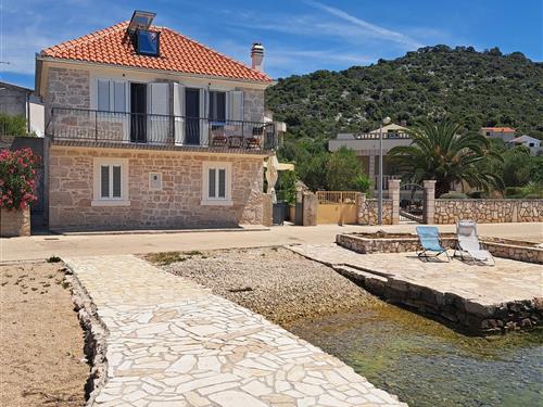 Holiday apartment - 5 persons -  - Istocna obala - 22235 - Kaprije