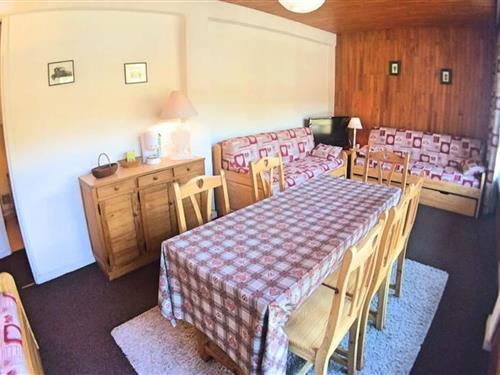 Holiday Home/Apartment - 6 persons -  - 05560 - Vars