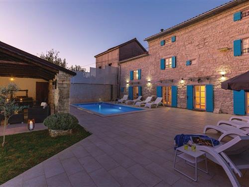 Fritidshus - 10 personer -  - Kucici - Tinjan-Kringa - 52444 - Kringa