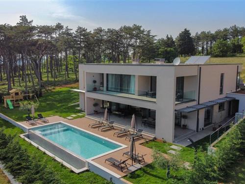 Holiday home - 8 persons -  - 52220 - Labin