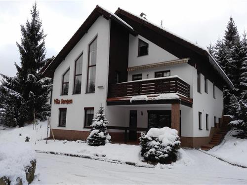 Sommerhus - 12 personer -  - 512 46 - Harrachov