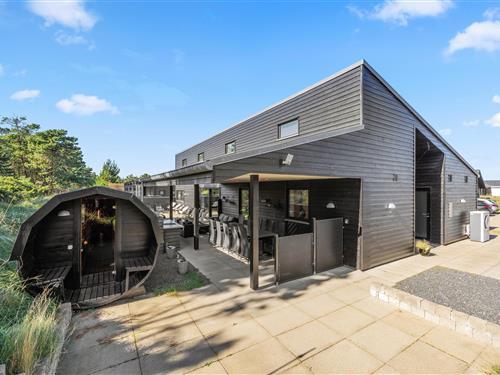 Sommerhus - 10 personer -  - Gl. Skolevej - 6857 - Blåvand