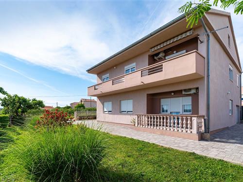 Ferieleilighet - 8 personer -  - 23242 - Posedarje