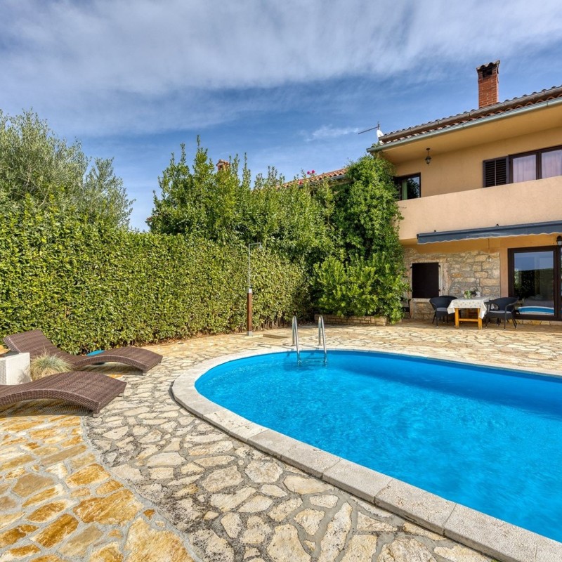 Sommerhus - 4 personer -  - Draguzeti - 52352 - Cervari