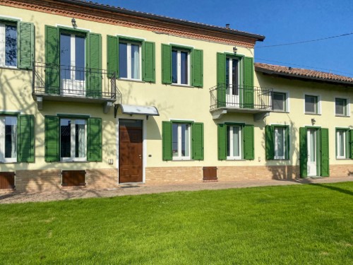 Holiday home - 8 persons -  - 14031 - Asti