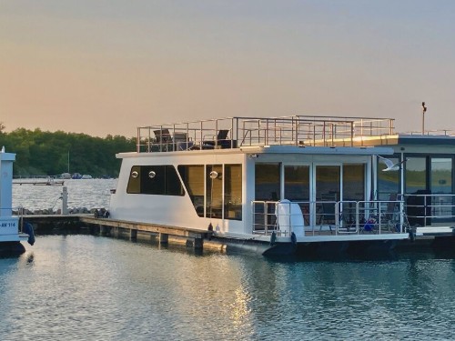 Husbåd - 4 personer -  - Bootshafen - Röbel / Müritz - 17207 - Röbel