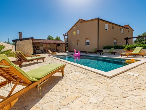 Feriehus - 12 personer -  - Ulica 3 br. - Zadar-Galovac - 23222 - Galovac