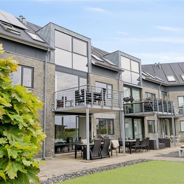 Emne nr.: 121-52-0102