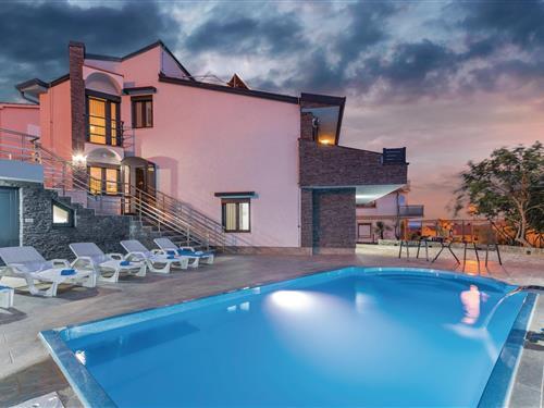 Sommerhus - 10 personer -  - Josipa Pupacica - 51500 - Krk