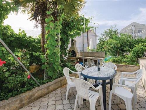 Holiday apartment - 3 persons -  - 21223 - Okrug Gornji