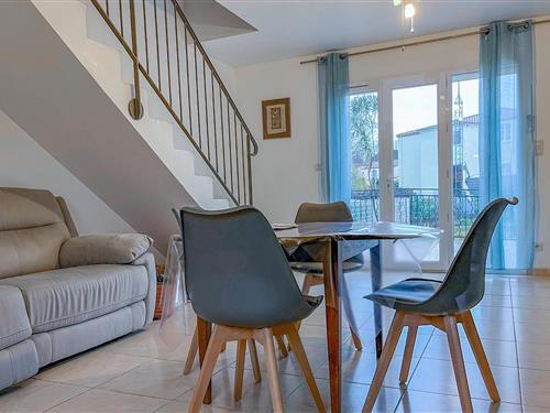 Holiday home - 6 persons -  - Impasse du Félibre - 30640 - Beauvoisin