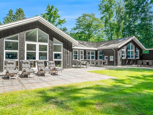 Sommerhus - 14 personer -  - Garderhøjen - Strøby Ladeplads - 4671 - Strøby
