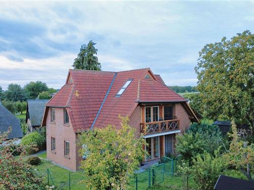 Holiday apartment - 6 persons -  - Neuendorf - 18581 - Putbus