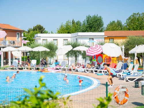 Ferielejlighed - 6 personer -  - 37014 - Peschiera Del Garda