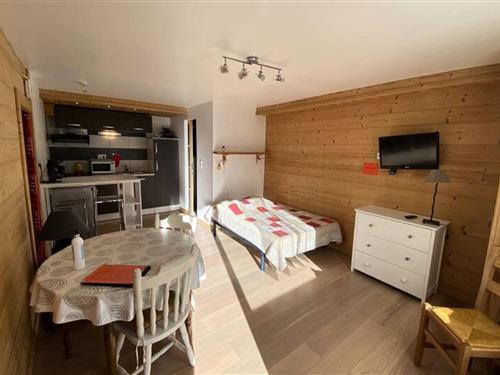 Holiday Home/Apartment - 2 persons -  - 05560 - Vars