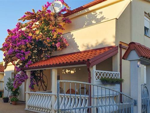 Ferielejlighed - 5 personer -  - Luka XIII - Vir-Vir - 23234 - Vir