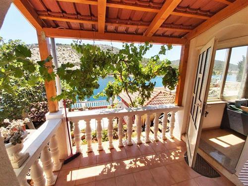Holiday Home/Apartment - 4 persons -  - Put Seline - 21226 - Vinisce