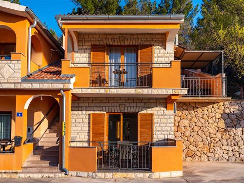 Sommerhus - 4 personer -  - Ivana Knezevica - Starigrad Paklenica-Modric - 23244 - Modric