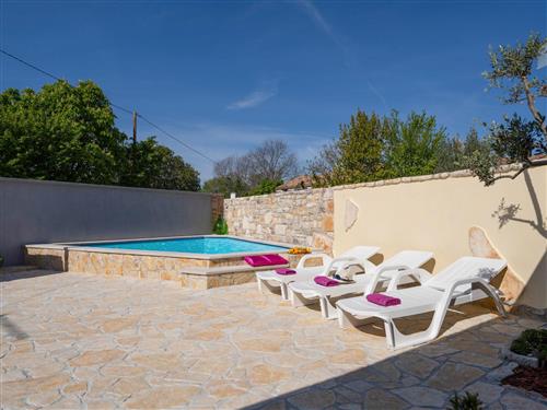 Holiday home - 5 persons -  - Bokordici - 52342