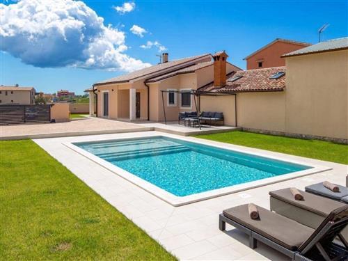Holiday home - 8 persons -  - Bokordici - 52342