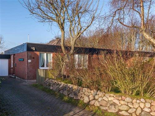 Holiday Home/Apartment - 5 persons -  - Meisenweg - 25980 - Westerland Auf Sylt