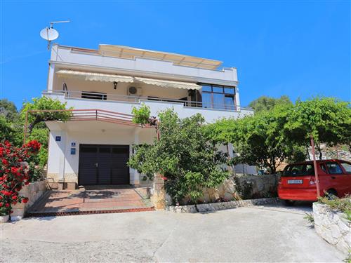 Holiday apartment - 4 persons -  - Put kose 4, Seget Vranjica - 21218 - Seget Donji