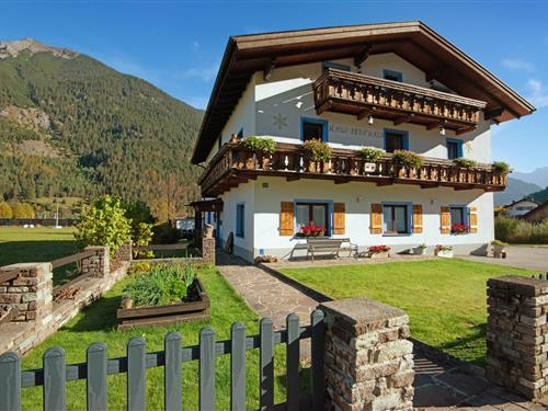 Holiday apartment - 7 persons -  - 6621 - Bichlbach