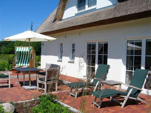 Holiday Home/Apartment - 5 persons -  - Sonneck - 18556 - Breege