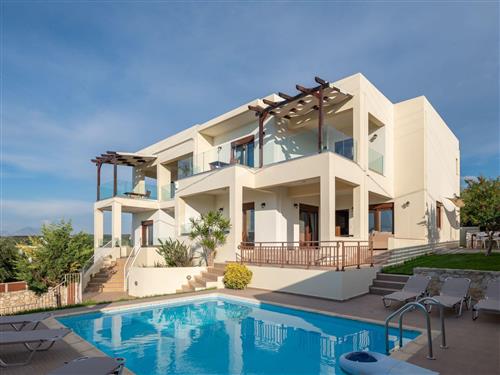 Feriehus - 13 personer -  - Adele - 74100