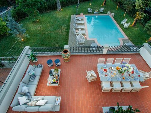 Villa - 12 persons -  - 55100 - Lucca