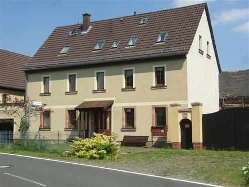 Holiday Home/Apartment - 3 persons -  - Großpötzschau - 04571 - Rötha