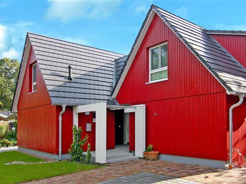 Holiday Home/Apartment - 4 persons -  - 18374 - Zingst