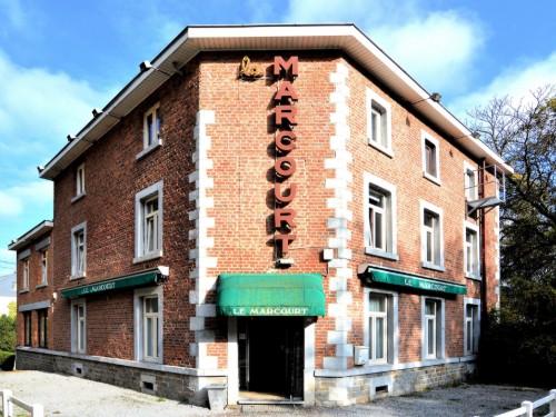 Feriehus - 32 personer -  - 6987 - Marcourt