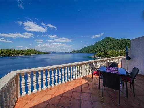 Holiday apartment - 2 persons -  - 20235 - Sobra