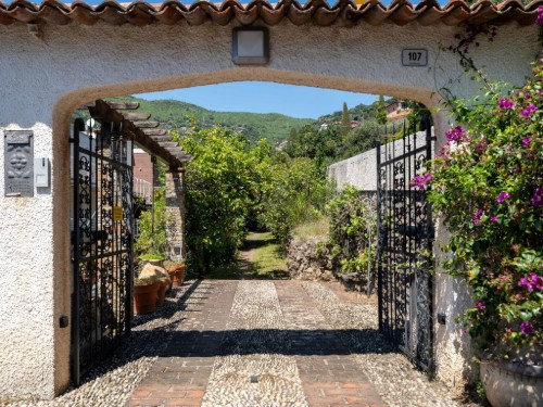 Holiday home - 6 persons -  - 17021 - Alassio