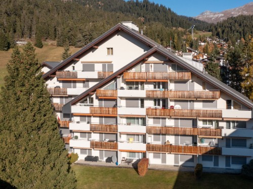 Holiday apartment - 5 persons -  - 7031 - Laax