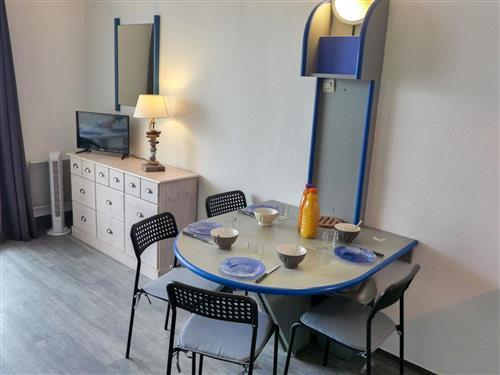 Holiday Home/Apartment - 4 persons -  - Canet-Plage - 66140