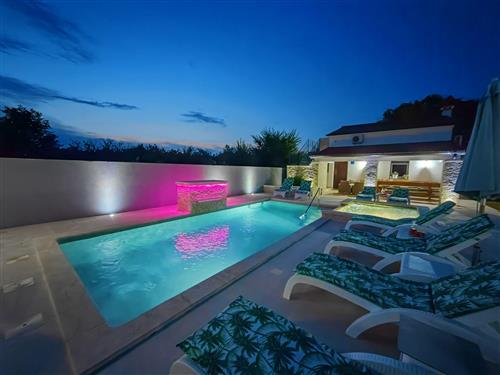 Holiday home - 10 persons -  - Pula/Banjole - 52100