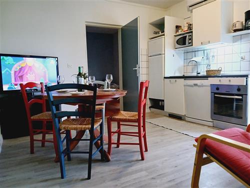 Sommerhus - 4 personer -  - Barbat - 51280 - Barbat