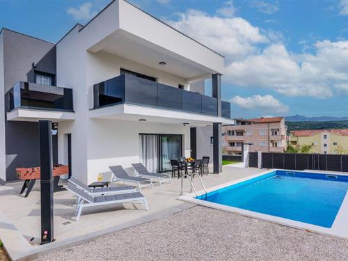 Sommerhus - 10 personer -  - Ulica Svetog Duha - Zadar-Posedarje - 23242 - Posedarje