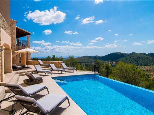 Holiday home - 8 persons -  - Poligono Poligon - Paraiso, Son Macia - 07509 - Son Macia