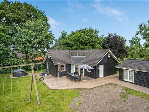 Sommerhus - 10 personer -  - Teglgårdsparken - Truust - 8882 - Fårvang