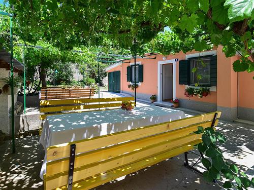 Holiday home - 8 persons -  - Podgorska ulica - 21000 - Split